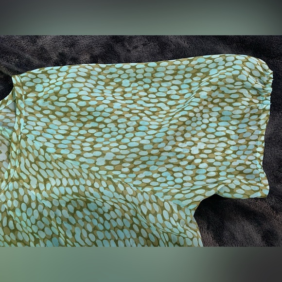 Cambi blouse women’s size medium blue & green pattern NWOT - Picture 5 of 7